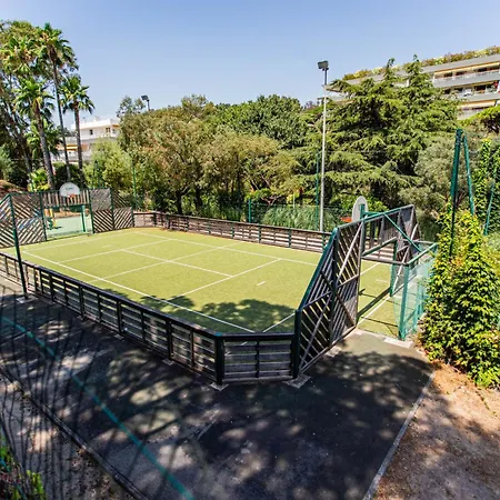 De Standing, Piscine, Tennis, *