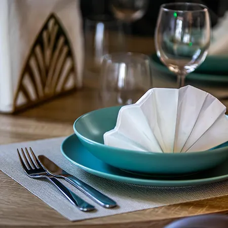 De Standing, Piscine, Tennis, * カンヌ