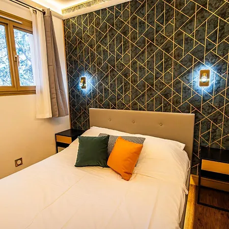 De Standing, Piscine, Tennis, アパート